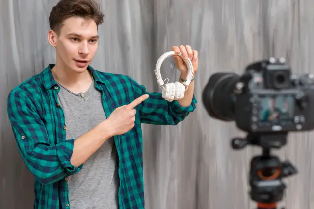 ما هو تأثير أنظمة الصوت والصورة على المستخدم؟